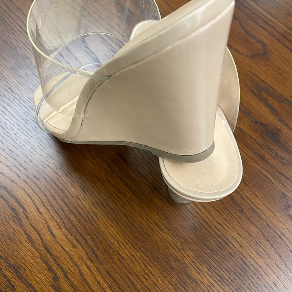 Sincerely Jules Cream Wedges with Lucite Accents - Picture 3 of 5